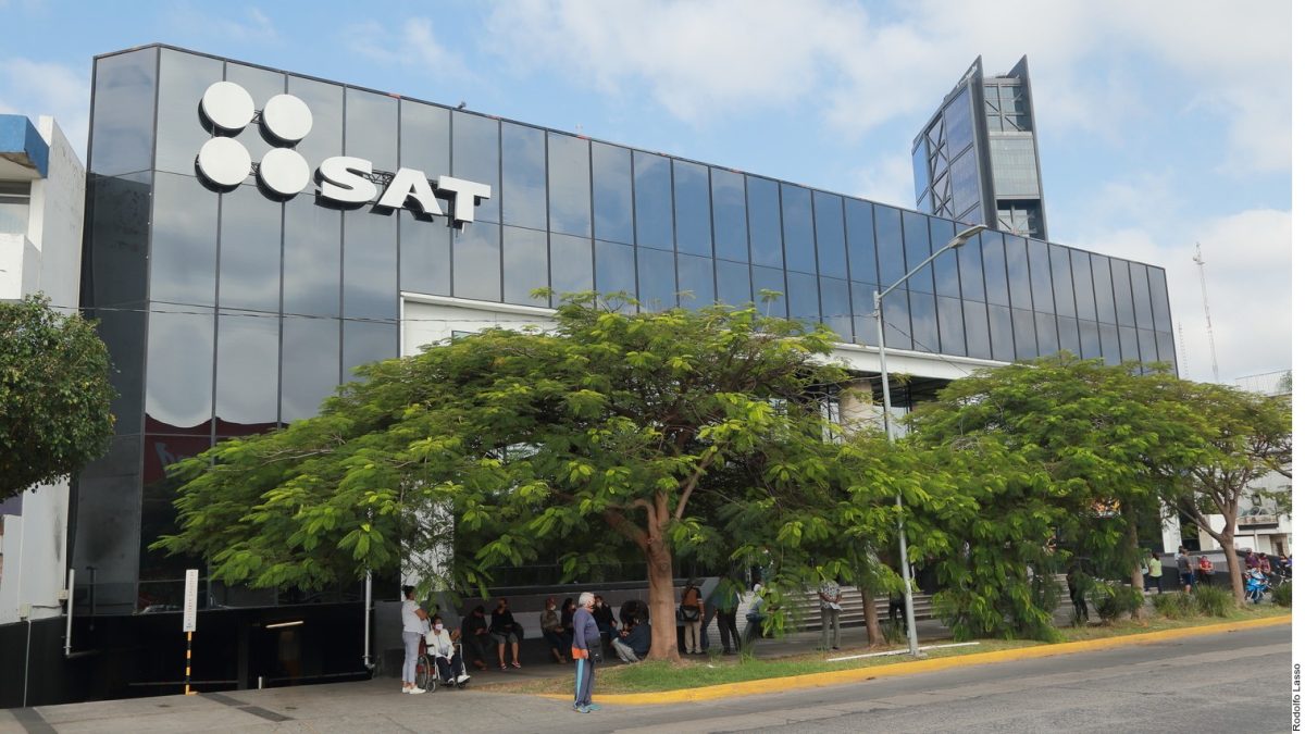 SAT lanza programa de Regularización Fiscal 2026 para pymes y personas físicas