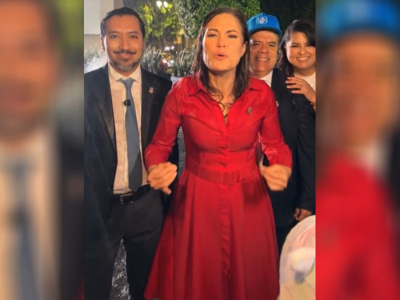 Celebran 450 aniversario de la Fundación de León con sesión solemne bajo la lluvia