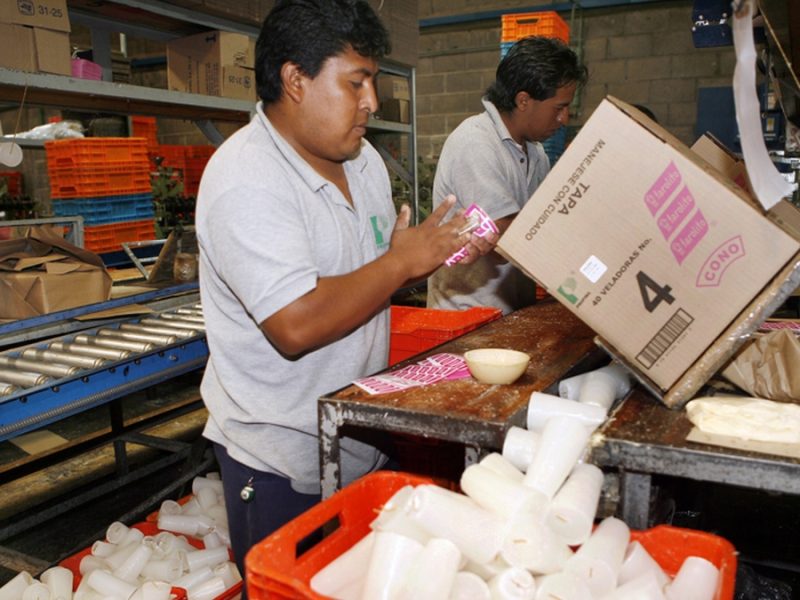 Sufre País la peor pérdida de patrones; afecta a empleos por cierre de empresas