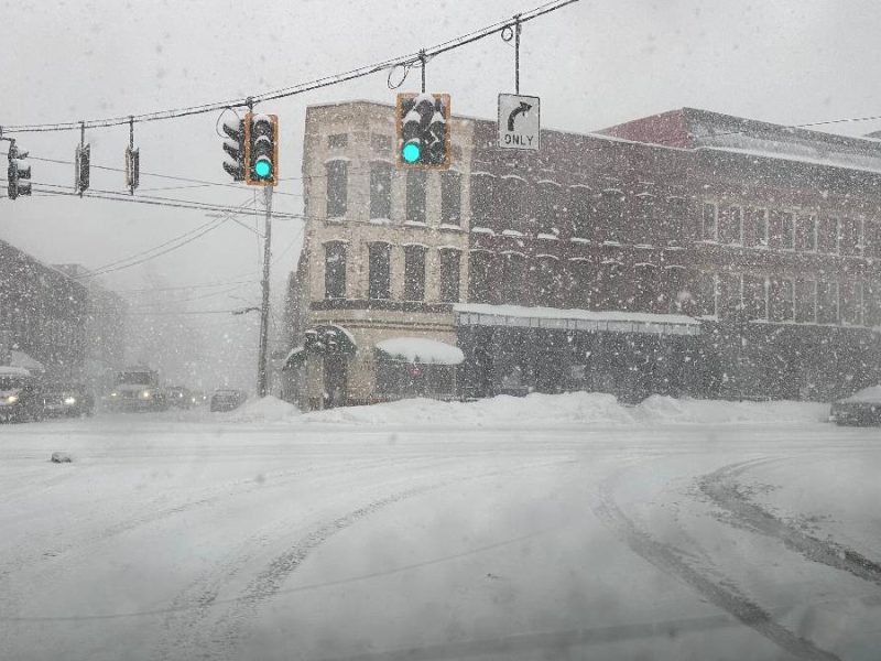 Tormenta invernal en Estados Unidos: Millones en alerta por hielo y nieve