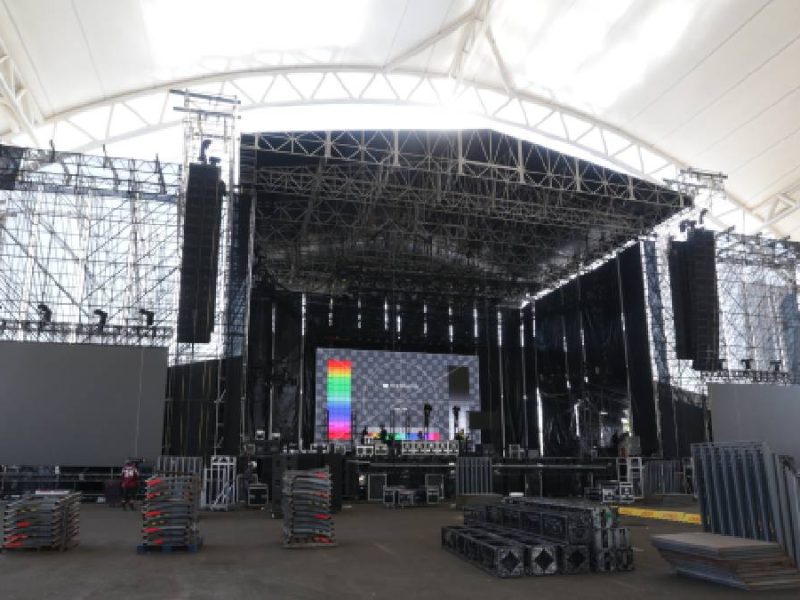 Así va tomando forma el Foro de la Gente para los conciertos de la Feria de León 2026