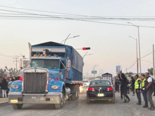 Tras bloqueo en Santa Catarina vecinos logran estos acuerdos