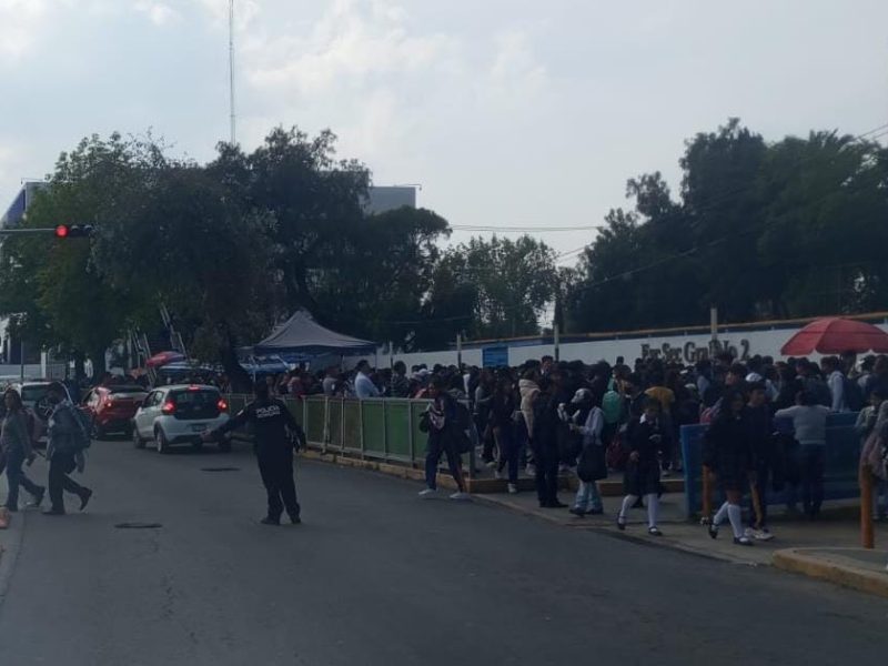 Tras conflicto, reanudan clases en secundaria número 2 de Pachuca