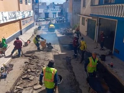 Pachuca imposibilitada de pagar reparaciones de autos por baches