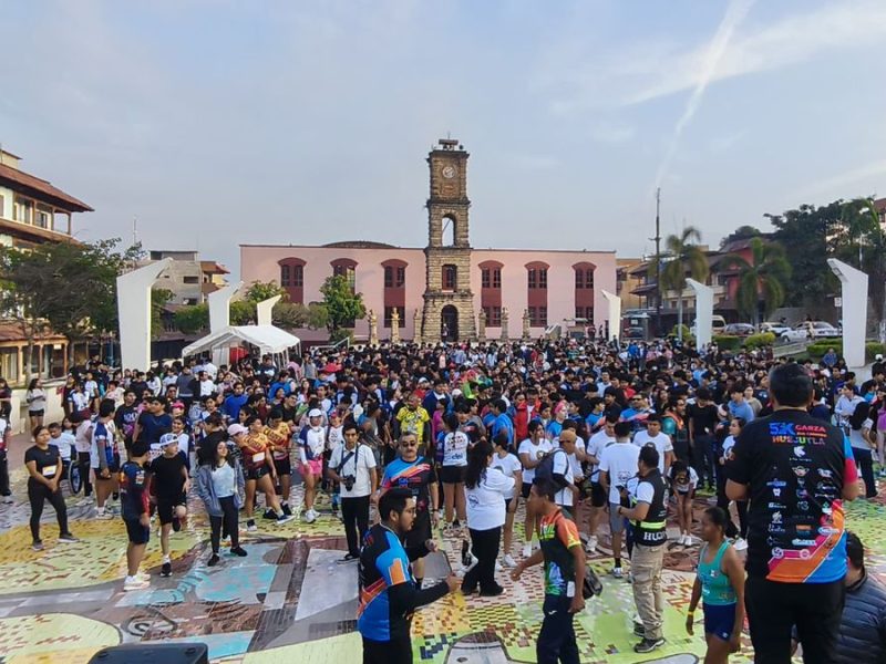 ESH celebra su 23 aniversario con la Carrera Atlética 2026 en Huejutla
