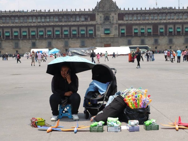 Proponen afiliación al IMSS para 33 millones de informales como vía contra la pobreza