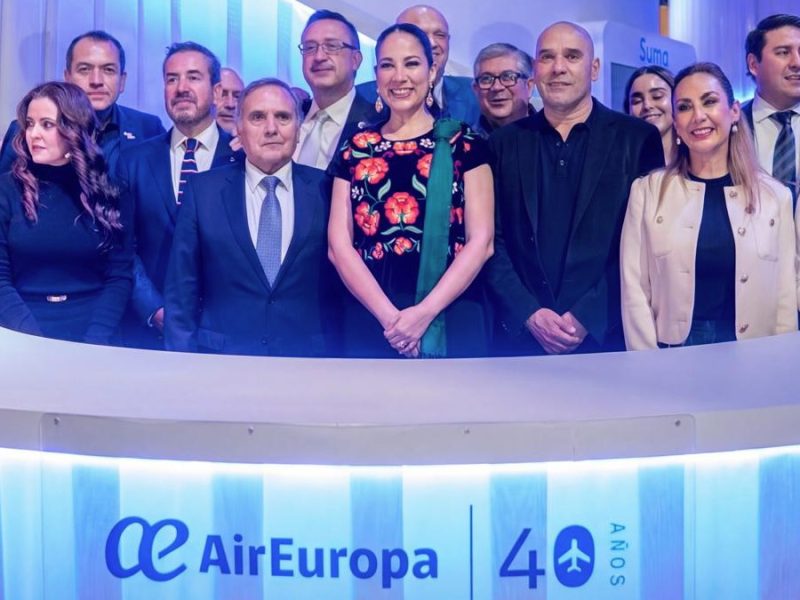 Celebran empresarios de León nuevo vuelo directo Bajío-Madrid