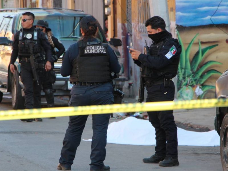 Dos ataques armados en Irapuato dejan un adulto mayor muerto y un joven herido