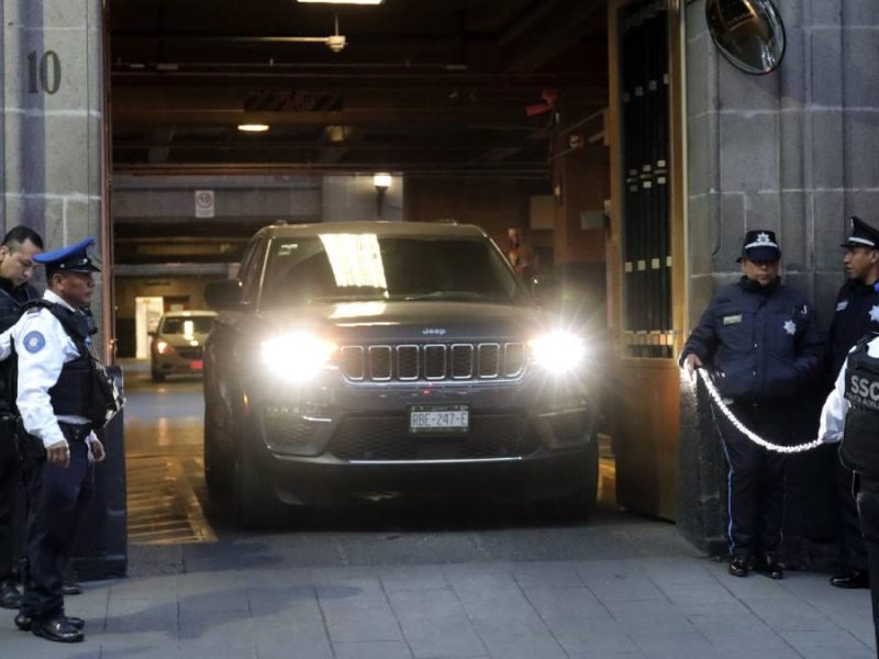 Renuncian ministros de la SCJN a camionetas blindadas tras críticas por austeridad