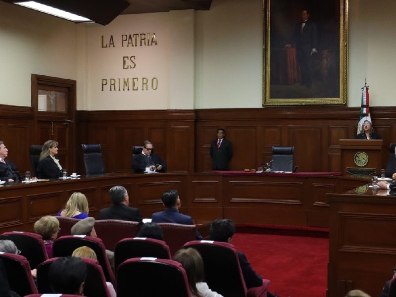 Corte pagó clases de yoga, Tai-Chi y cocina a empleados y pensionados