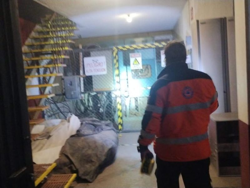 Se mete animal a transformador y ocasiona cortocircuito en Teatro Cervantes