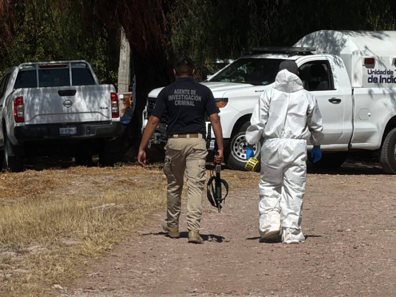 Siguen trabajos de excavación en la fosa de Juventino Rosas