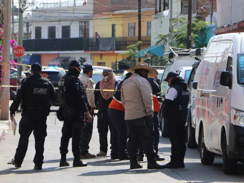 Encuentran dos osamentas en casa abandonada de la colonia Barrio Nuevo