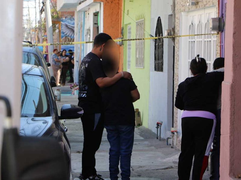Asesinan a Miguel Ángel frente a su casa en Irapuato: Contaba con antecedentes penales