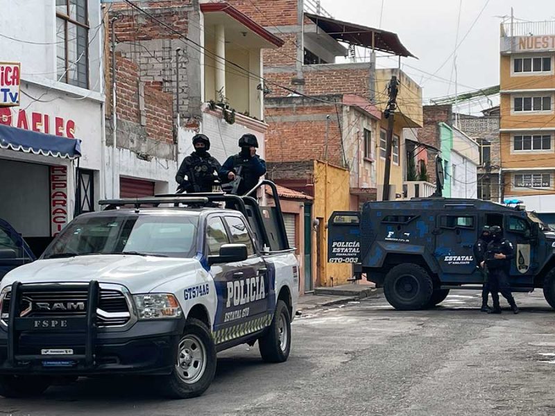 Fuerte despliegue en el Centro de Irapuato: Sitian inmueble en el Barrio de San José