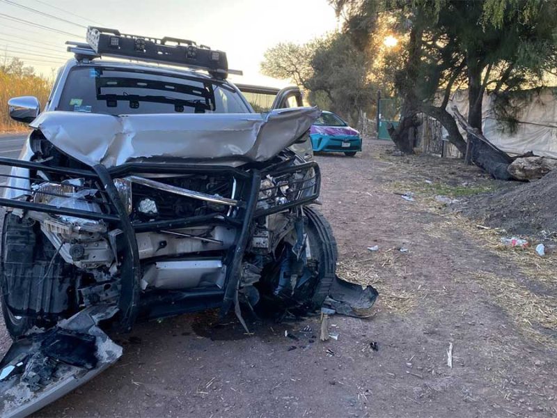 ¿Qué pasó en la carretera Juventino Rosas-Celaya? Accidente deja 2 lesionados