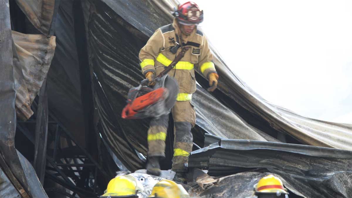 incendio en fábrica Gillio