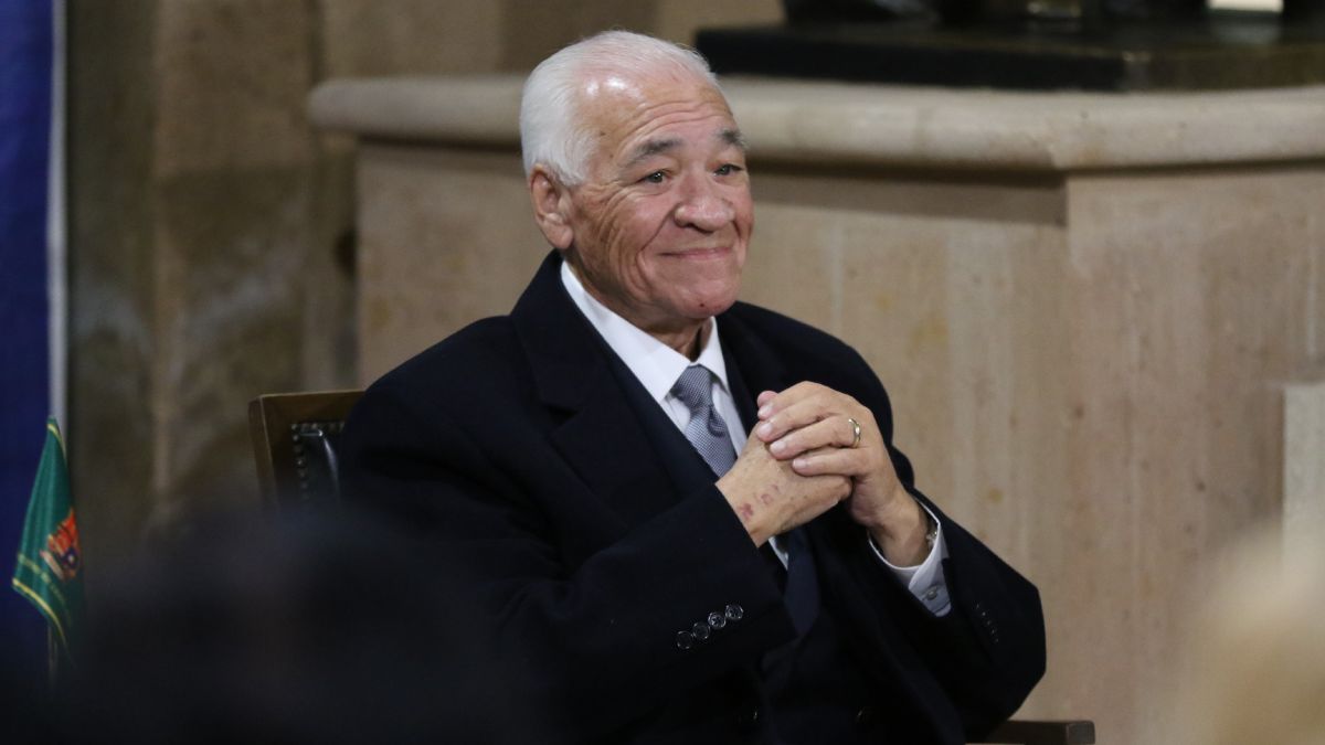 libro Personajes Destacados de Paulino Lorea