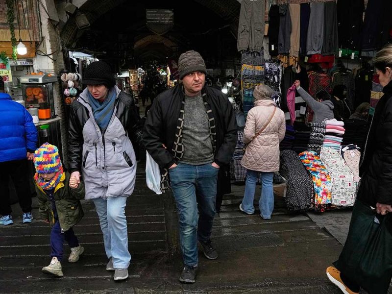 Reportan más de 5,000 fallecidos en Irán bajo el bloqueo de internet más largo