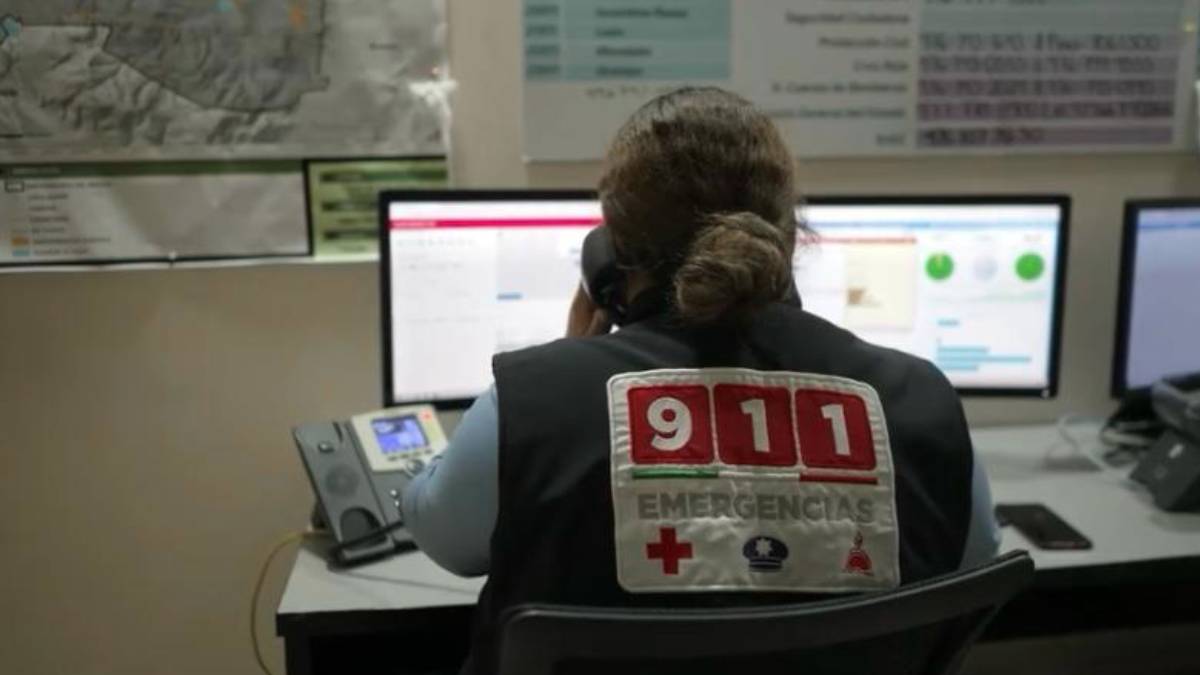 operadora-911-san-francisco-del-rincon