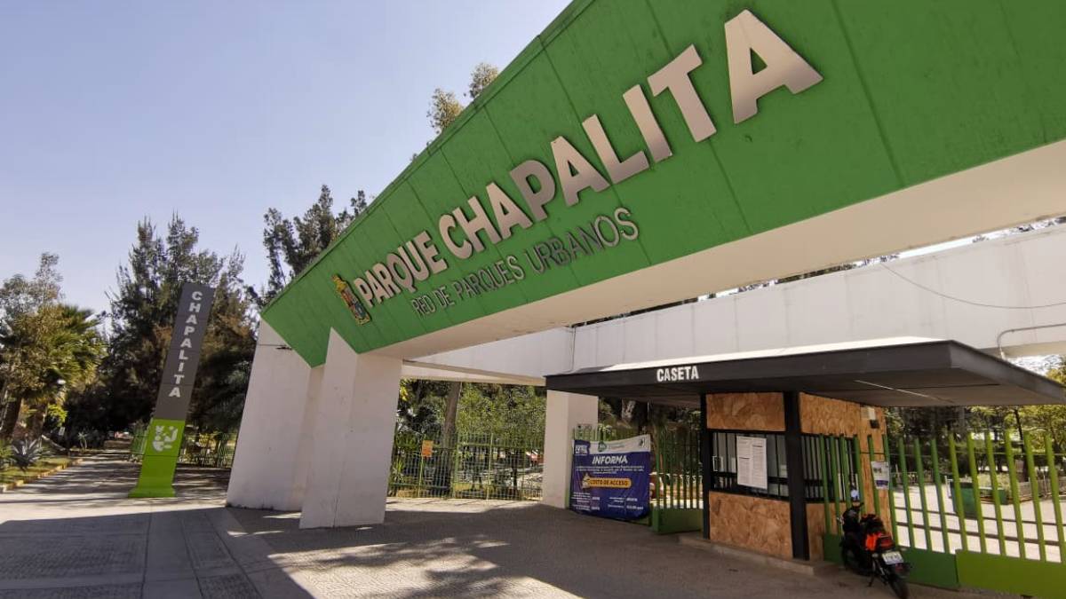 parque-chapalita-agua-manantial