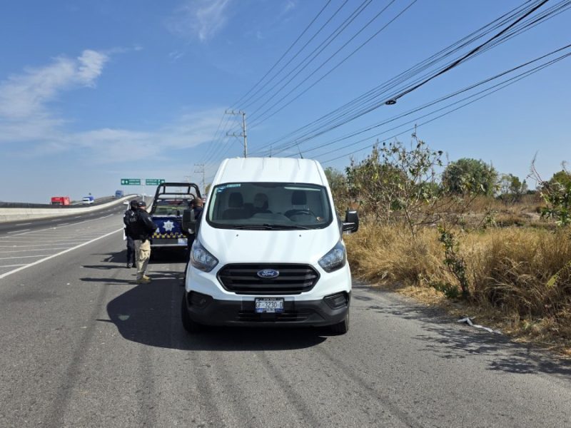 Localizan restos humanos a un costado de la carretera Celaya-Apaseo el Grande