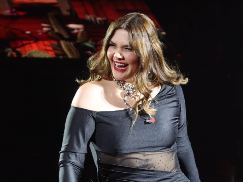 Yuridia abarrota el Palenque de la Feria de León con el inicio de su gira ‘Sin Llorar’