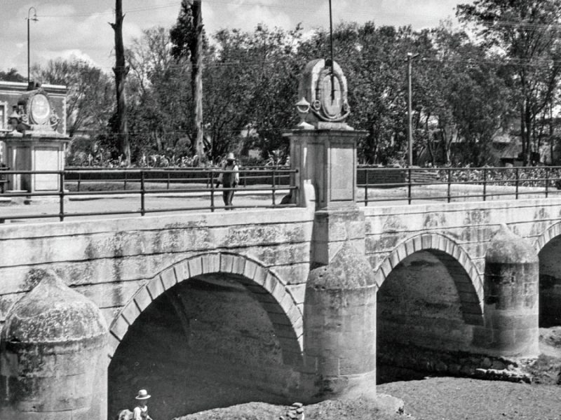 Así nació el puente de la Calzada de los Héroes que transformó el acceso a León