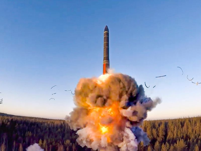 Expira acuerdo sobre armas nucleares entre Rusia y EU; Trump quiere otro para sumar a China