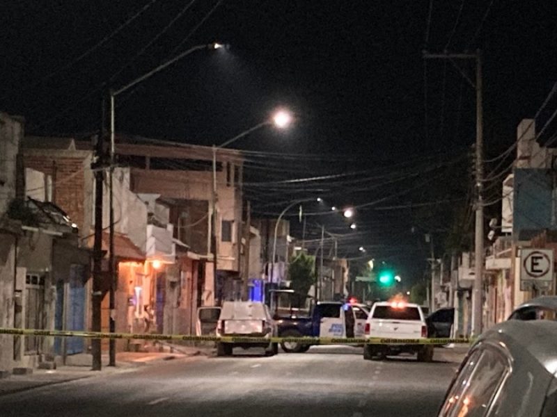 Se le empareja motosicario a joven para matarlo a balazos en la Zona Centro de Irapuato