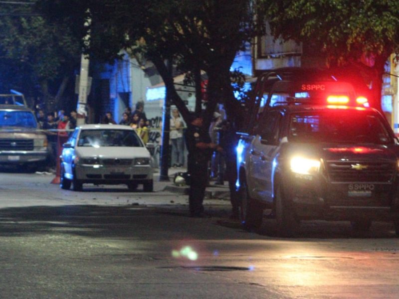 Asesinan a mujer en ataque a balazos en León; estaba sentada en una silla de ruedas de su papá