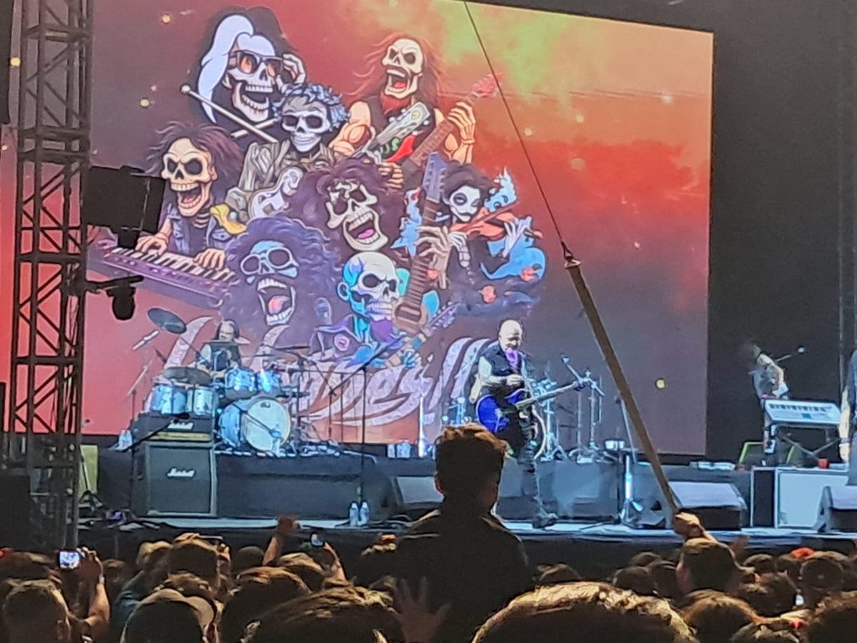 Käbrones en la Motofiesta León 2026: así fue el relevo tras la cancelación de Mägo de Oz