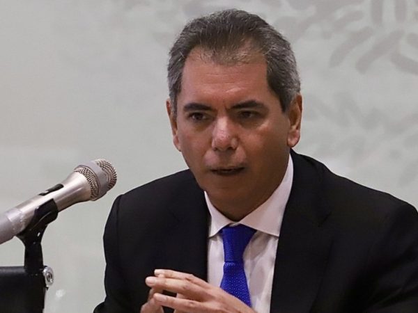 Abonos chiquitos para Salinas Pliego por adeudos al SAT