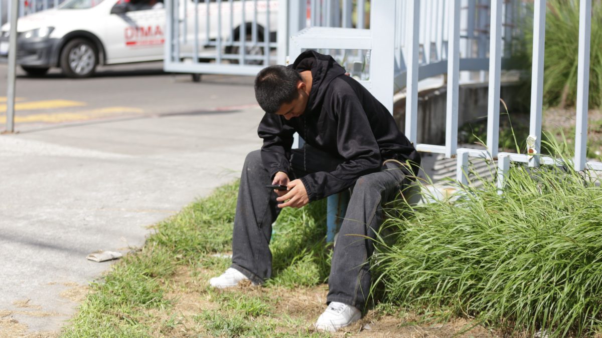 Extracto: La imposición de gravámenes al acero y vehículos genera incertidumbre en el sector laboral de Coahuila, vinculando la política económica de EE. UU. con la pérdida masiva de empleos actuales.