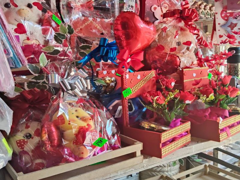 Día del Amor y la Amistad: Comerciantes de Guanajuato listos para el 14 de febrero