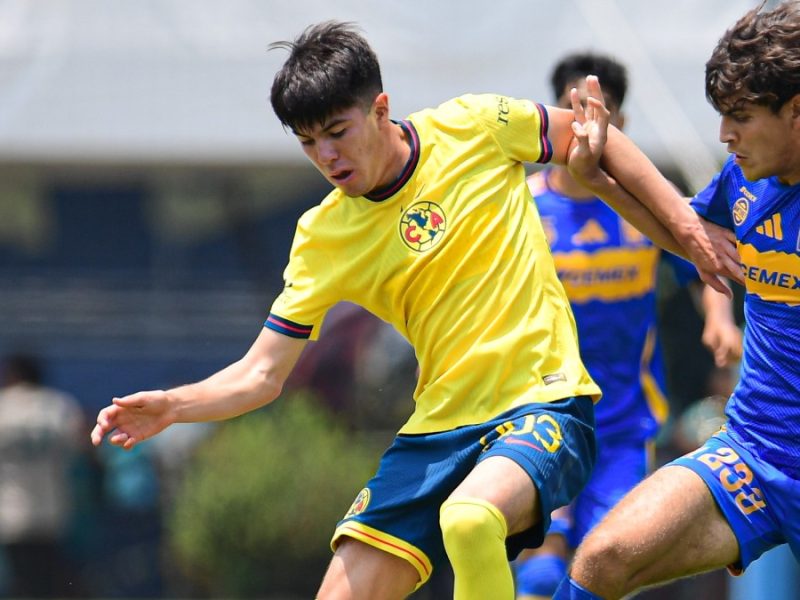 Flamengo negocia con Club América por Diego Reyes Costilla