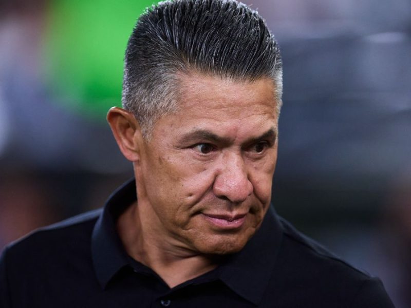 Ignacio Ambriz, con solo un triunfo en 12 juegos con León