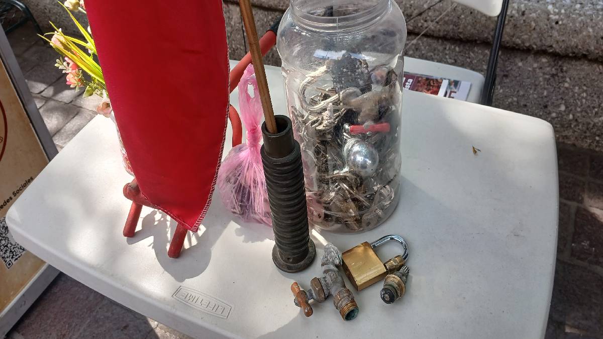 Estatua de Carlos Manzo 01