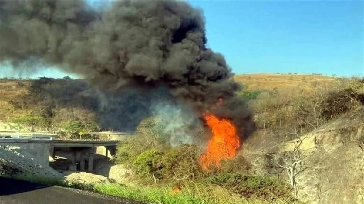 Explosión de ducto en Corrida del Diablo