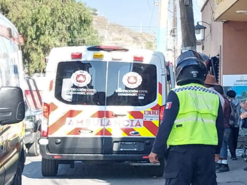 Explota pirotecnia en cortejo fúnebre rumbo al panteón de Comonfort; hay niños y adultos heridos