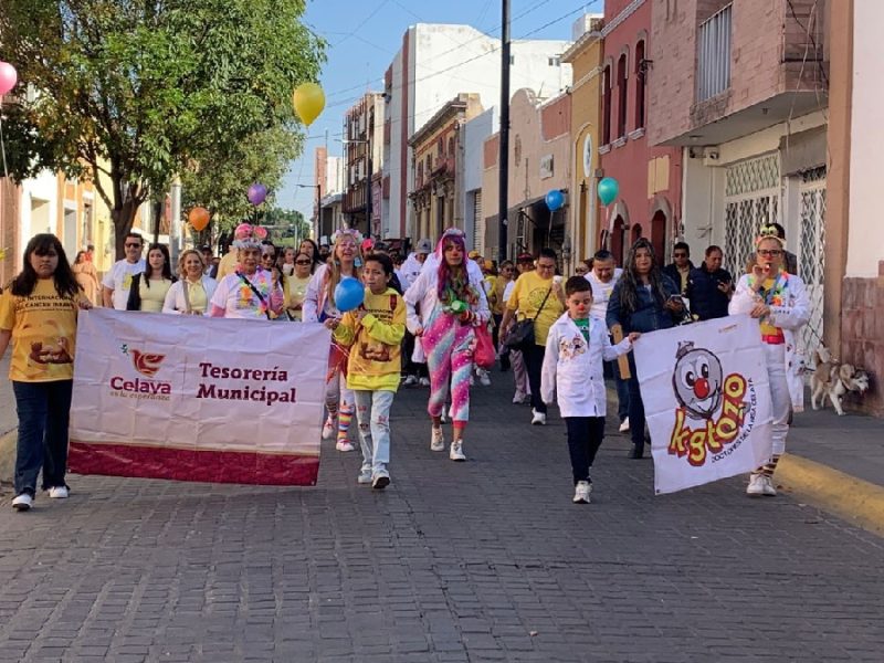 “Ganamos la batalla”, relatan madre e hija sobreviviente de cáncer infantil