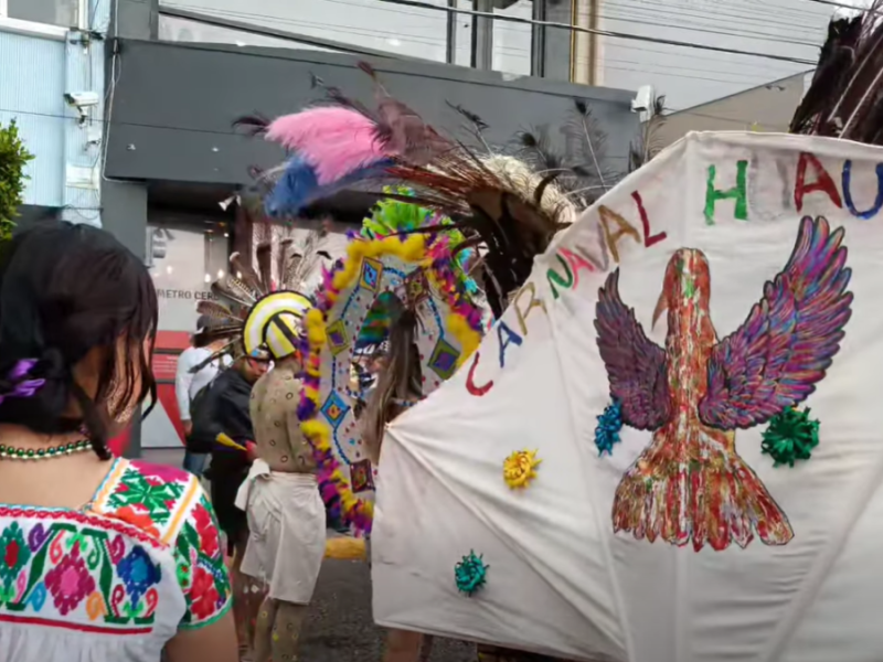 Niñas y niños anuncian la llegada del Carnaval Huautla 2026