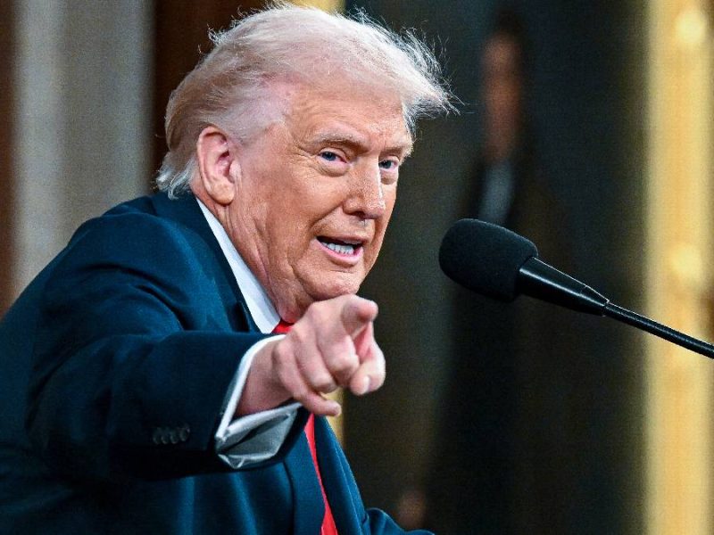 Juez declara ilegal política de deportación rápida de la administración Trump