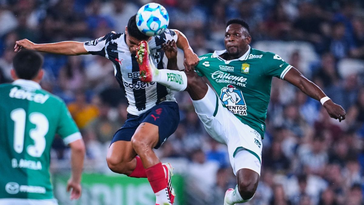 León batalló para generar llegadas ante Monterrey. MexSport.