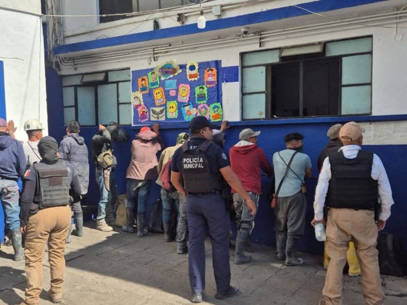 Detienen a 17 hombres de presunta banda de lupios en Guanajuato capital