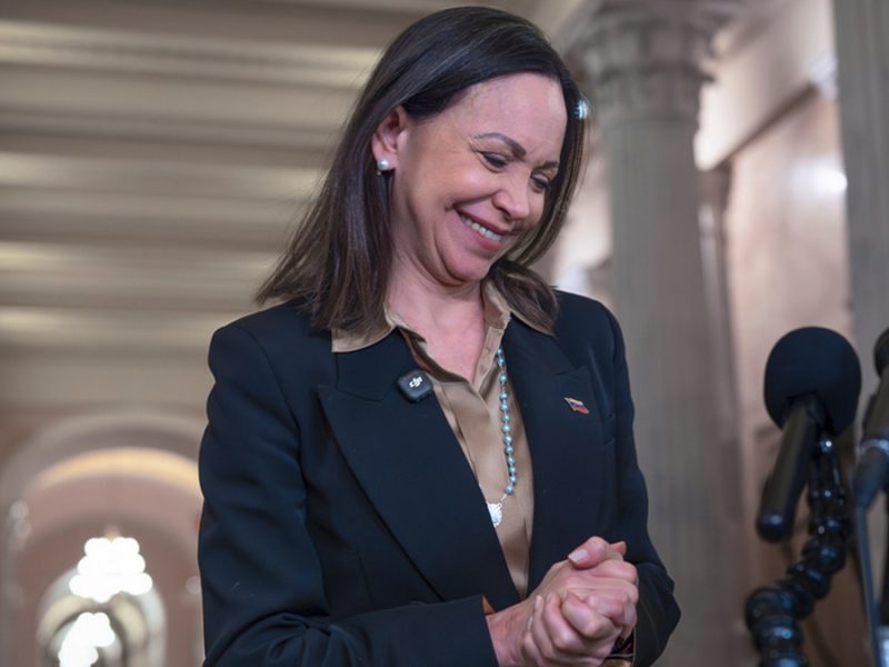 Descarta Machado atenten contra su vida si regresa a Venezuela ante presión de EU