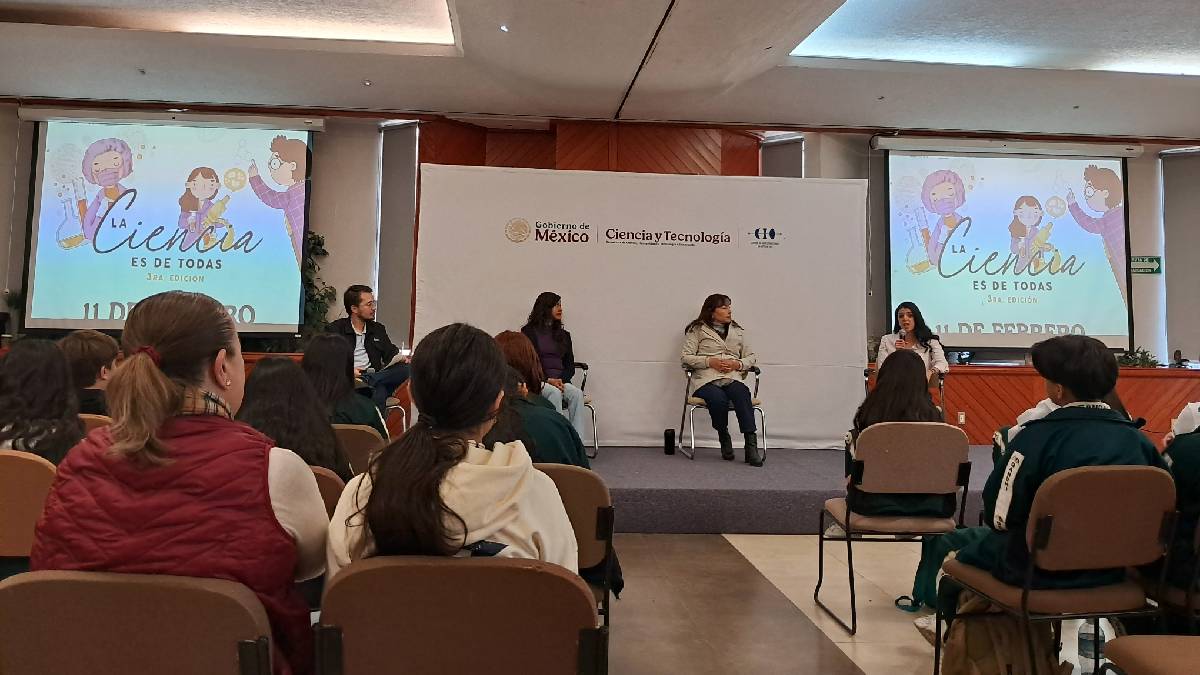 Mujeres en carreras STEM