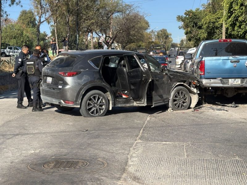 Persecución en León provoca balacera entre policías y delincuentes; caen 3 en Chapalita