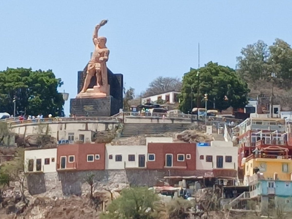 Asesinan al guía de turistas “El Jarocho” cerca del mirador de El Pípila