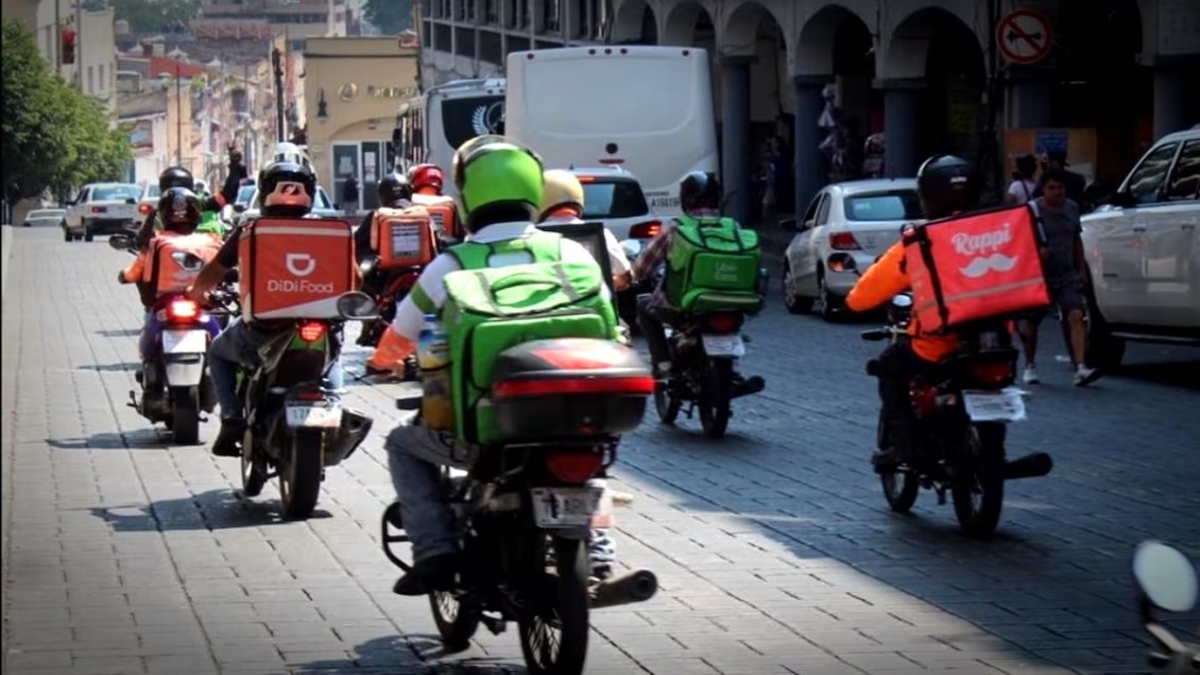 Prestaciones para trabajadores de plataformas